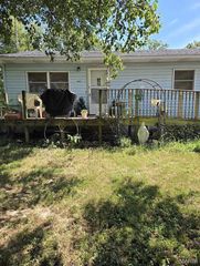 643 S Division Street, Pocahontas, IL 62275