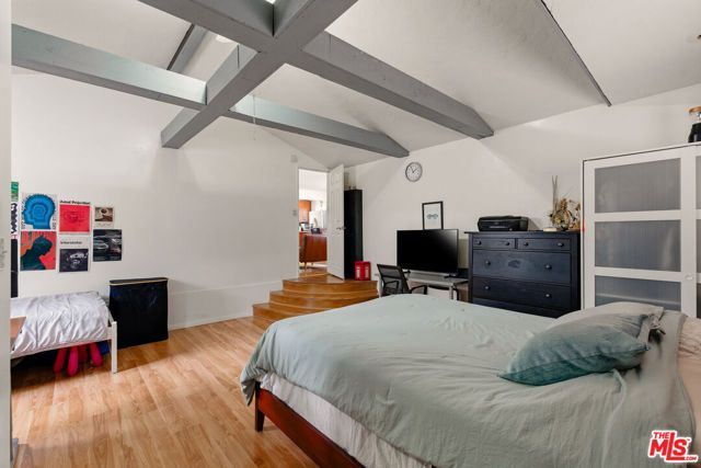 7706 Shady Cove Avenue, Burbank, CA 91504