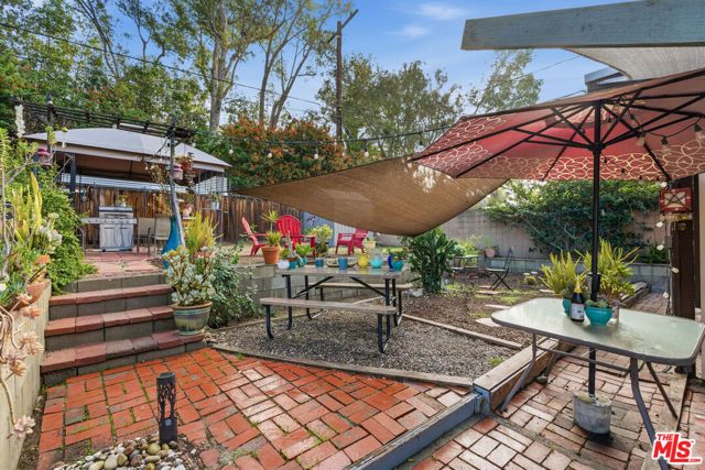 7706 Shady Cove Avenue, Burbank, CA 91504