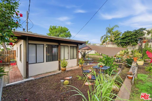 7706 Shady Cove Avenue, Burbank, CA 91504