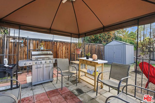 7706 Shady Cove Avenue, Burbank, CA 91504