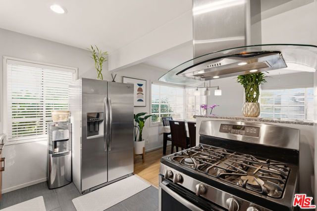 7706 Shady Cove Avenue, Burbank, CA 91504