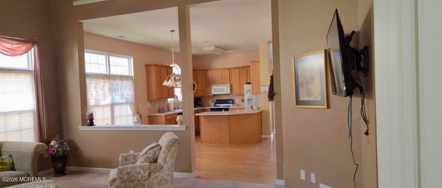 16 Plymouth Way, Barnegat, NJ 08005