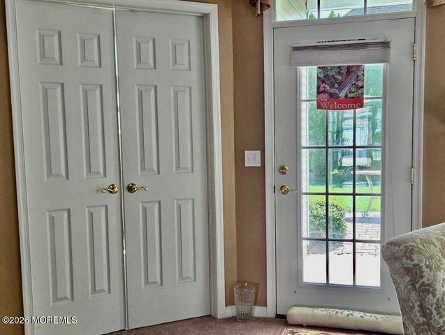 16 Plymouth Way, Barnegat, NJ 08005