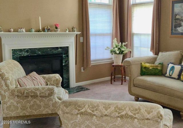 16 Plymouth Way, Barnegat, NJ 08005