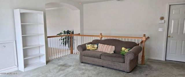 16 Plymouth Way, Barnegat, NJ 08005
