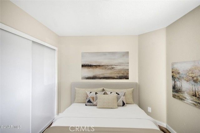 8325 Jacarada, California City, CA 93505