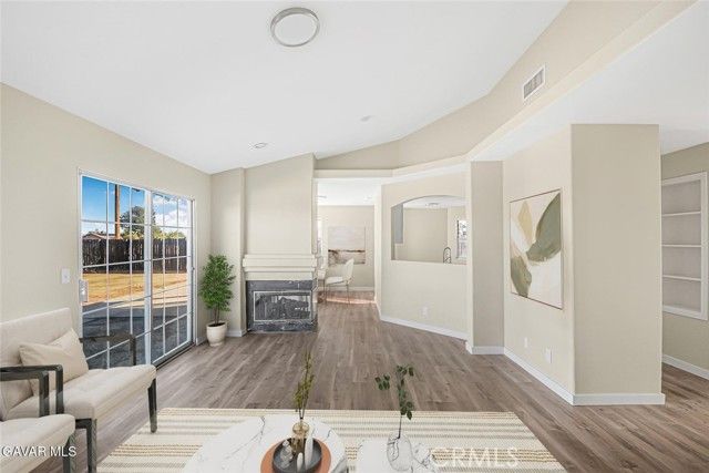 8325 Jacarada, California City, CA 93505