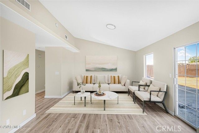 8325 Jacarada, California City, CA 93505