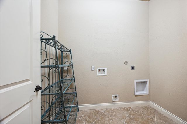 1917 Cayman Bend Lane, Pearland, TX 77584