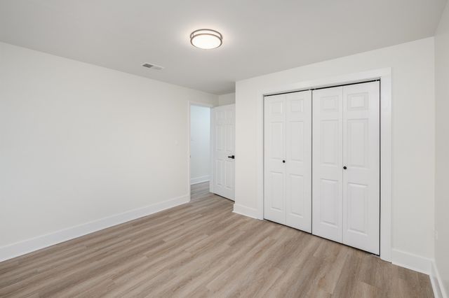 317 Tracy Court, Wellford, SC 29385