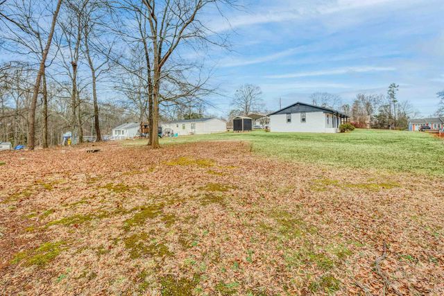 317 Tracy Court, Wellford, SC 29385