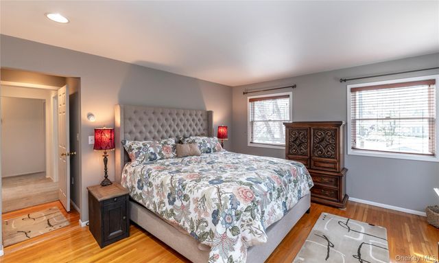 148 Lake Road, Valley Cottage, NY 10989