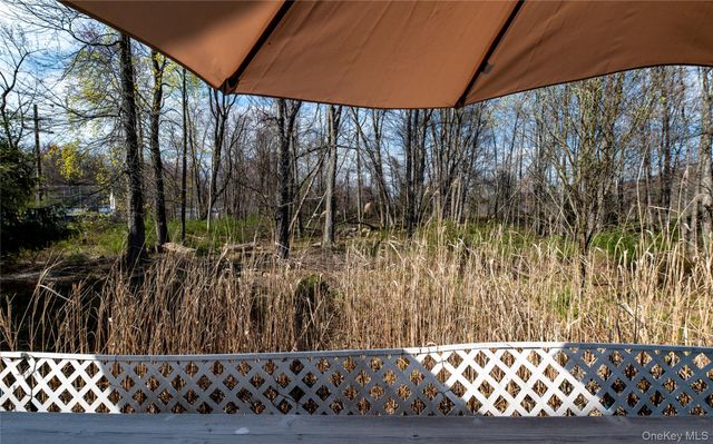 148 Lake Road, Valley Cottage, NY 10989