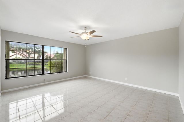 3357 Jog Park Drive 4212c, Greenacres, FL 33467