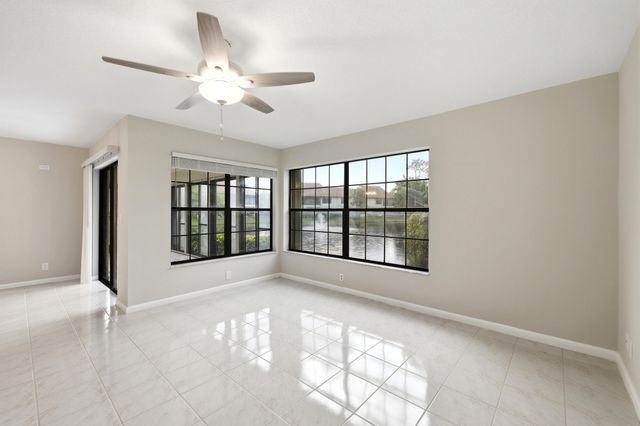 3357 Jog Park Drive 4212c, Greenacres, FL 33467