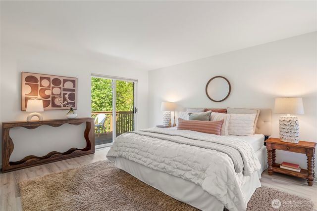 21204 8th Place W, Lynnwood, WA 98036