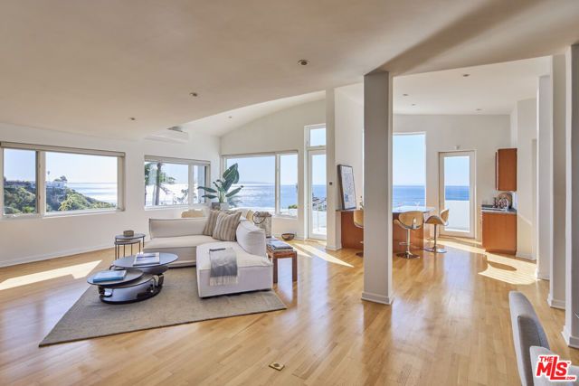 3885 Rambla Orienta, Malibu, CA 90265