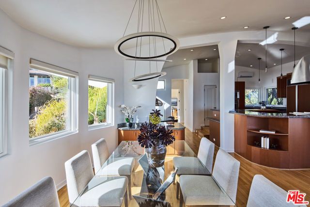 3885 Rambla Orienta, Malibu, CA 90265