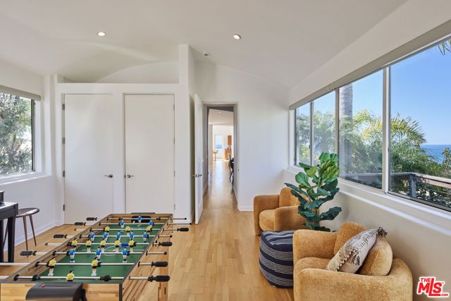 3885 Rambla Orienta, Malibu, CA 90265