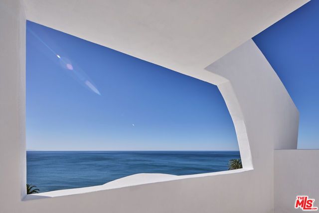 3885 Rambla Orienta, Malibu, CA 90265