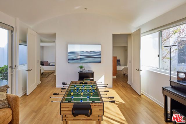 3885 Rambla Orienta, Malibu, CA 90265