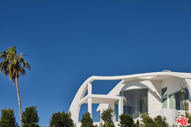 3885 Rambla Orienta, Malibu, CA 90265