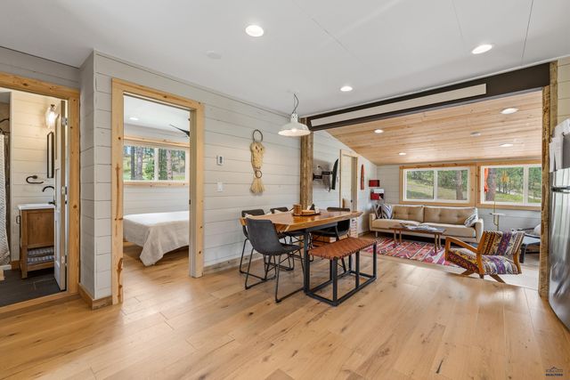22739 SUNNYSIDE GULCH RD, Silver City, SD 57702