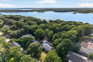 203 Monomoscoy Road, Mashpee, MA 02649