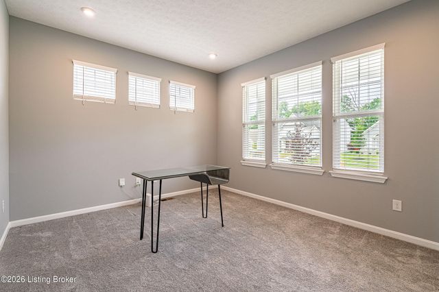 10536 Vista View Dr, Louisville, KY 40291