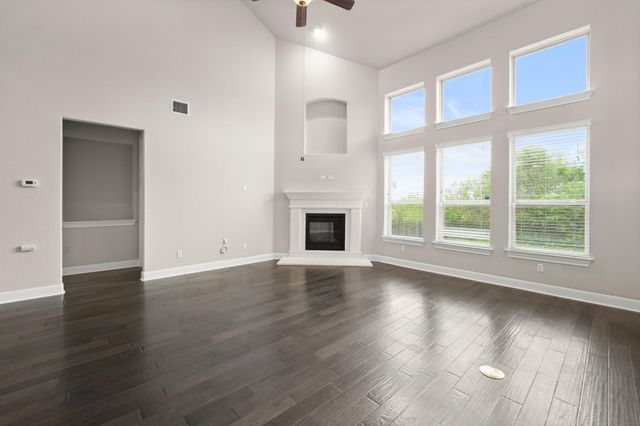 442 Jacksdaw DR, Austin, TX 78737
