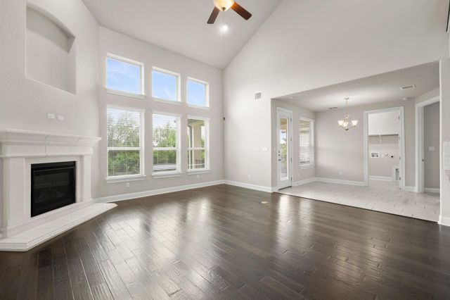 442 Jacksdaw DR, Austin, TX 78737
