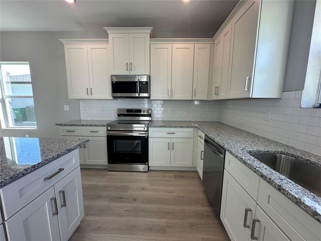 26465 BARRANQUILLA AVENUE, Punta Gorda, FL 33983