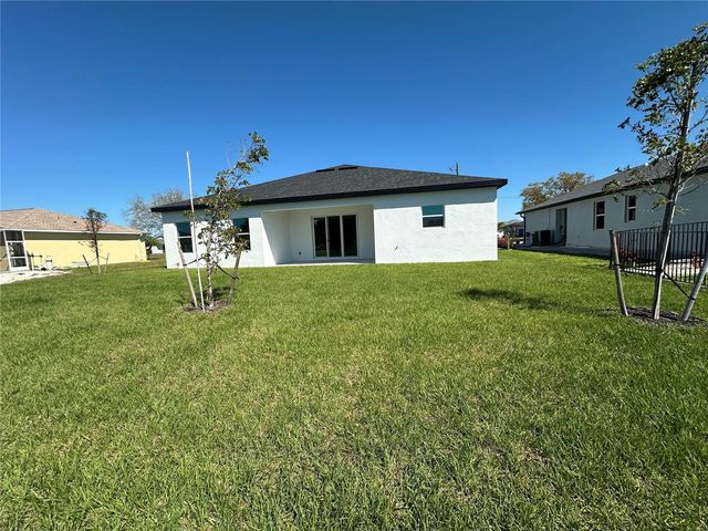 26465 BARRANQUILLA AVENUE, Punta Gorda, FL 33983