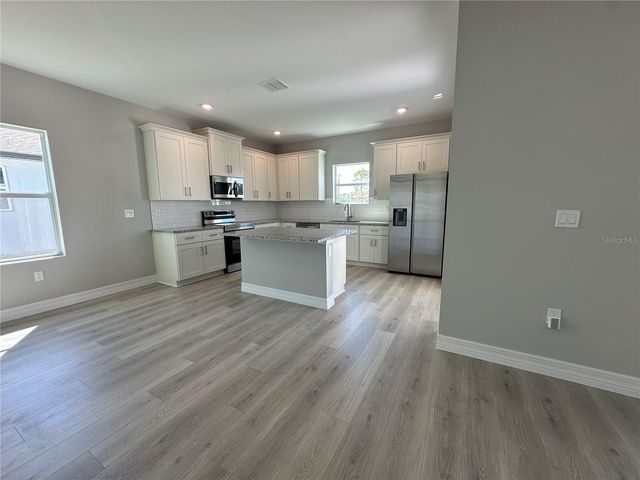 26465 BARRANQUILLA AVENUE, Punta Gorda, FL 33983