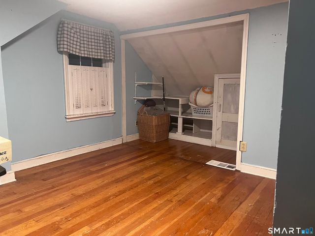 421 Wakelee Avenue, Stratford, CT 06614