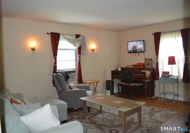 421 Wakelee Avenue, Stratford, CT 06614