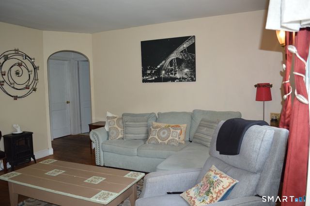 421 Wakelee Avenue, Stratford, CT 06614
