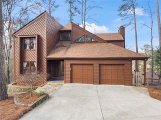 4221 Shire NE Court, Roswell, GA 30075