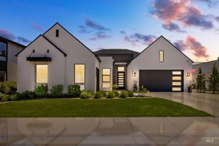 5883 E Marmount Ct, Boise, ID 83716