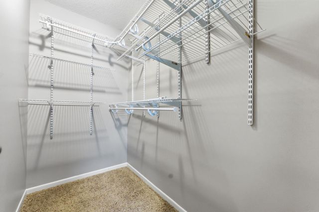 3737 Gershwin Lane N, Oakdale, MN 55128