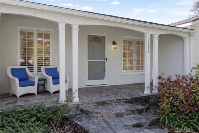 11814 Hesby Street, Valley Village, CA 91606