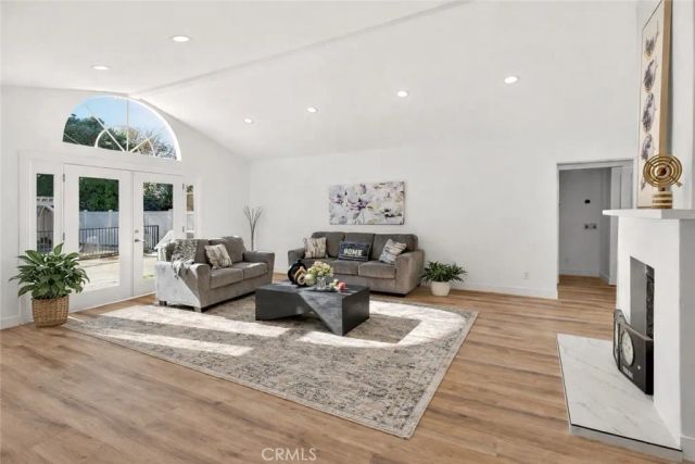 11814 Hesby Street, Valley Village, CA 91606