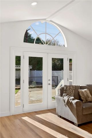 11814 Hesby Street, Valley Village, CA 91606