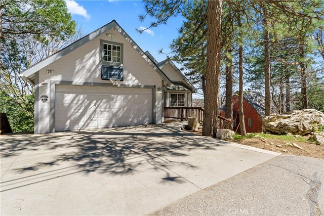 221 Grizzly Road, Lake Arrowhead, CA 92317