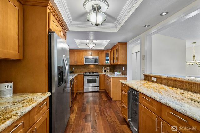 10716 127th Avenue NE, Kirkland, WA 98033
