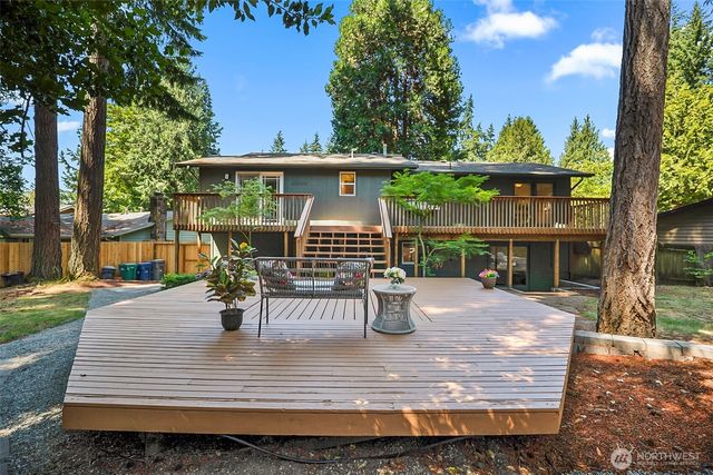 10716 127th Avenue NE, Kirkland, WA 98033