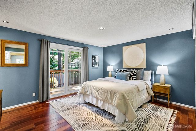 10716 127th Avenue NE, Kirkland, WA 98033