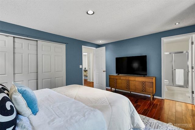 10716 127th Avenue NE, Kirkland, WA 98033