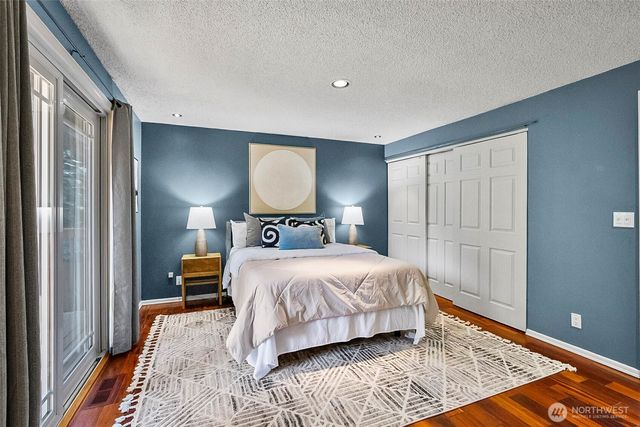 10716 127th Avenue NE, Kirkland, WA 98033